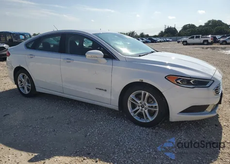 2018 Ford Fusion Se Hybrid z USA, uszkodzony, nr VIN 3FA6P0LU4JR178487